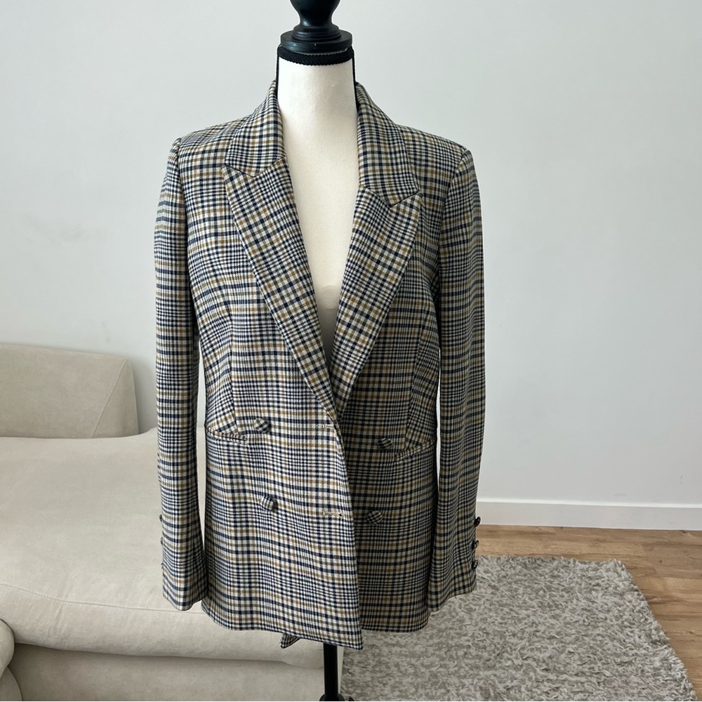 Padded Shoulder Blazer